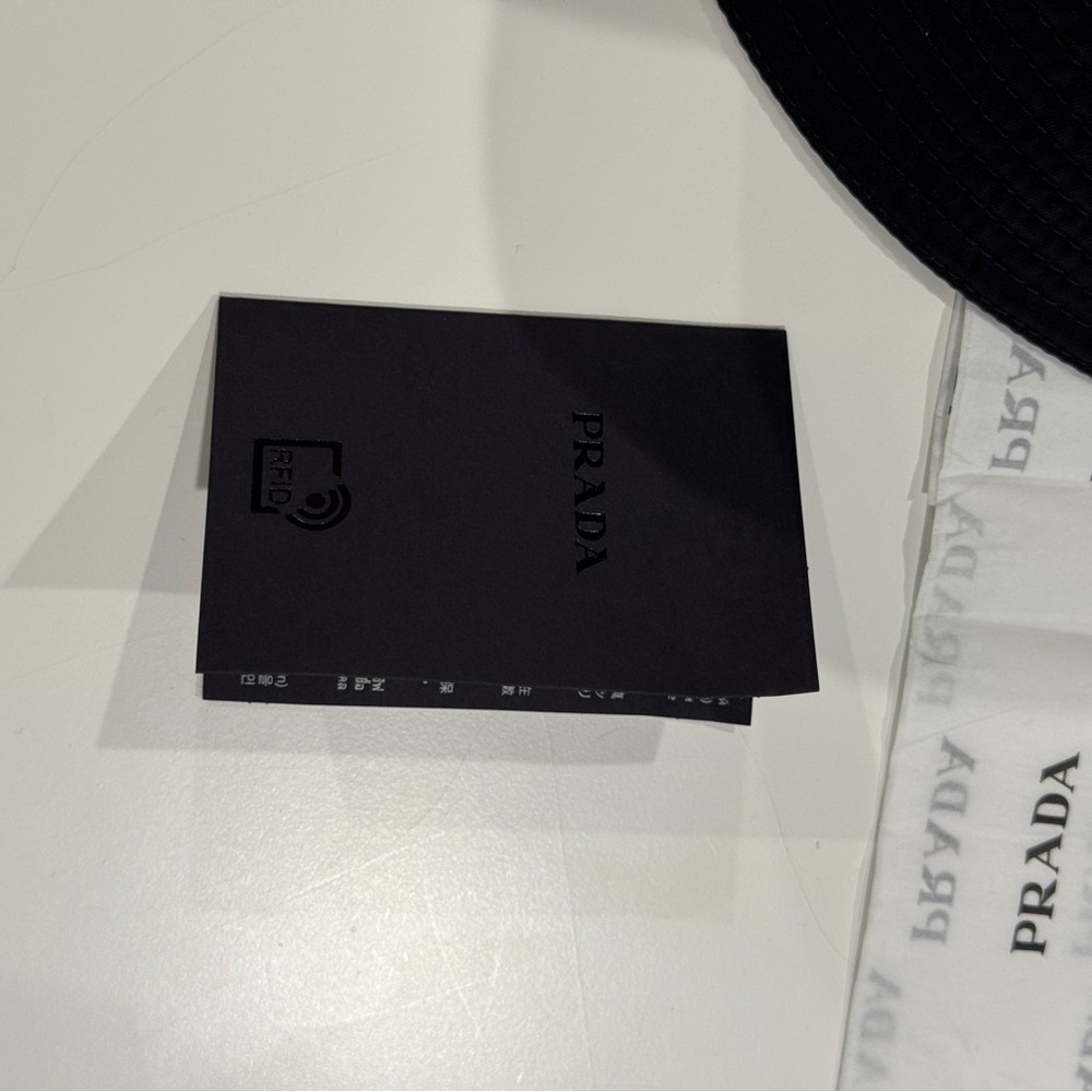 Prada Re-Nylon Black Logo Bucket Hat - Picture 7 of 9